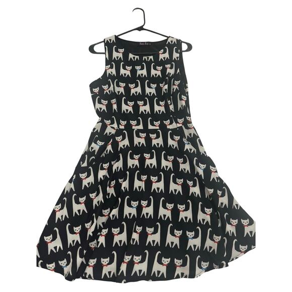Poach Posh Cat Print Fit & Flare Dress Black White Sleeveless Novelty Quirky - Picture 9 of 10